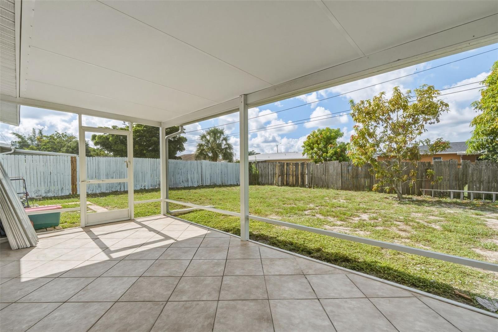 18186 Iris Rd Property Photo 27