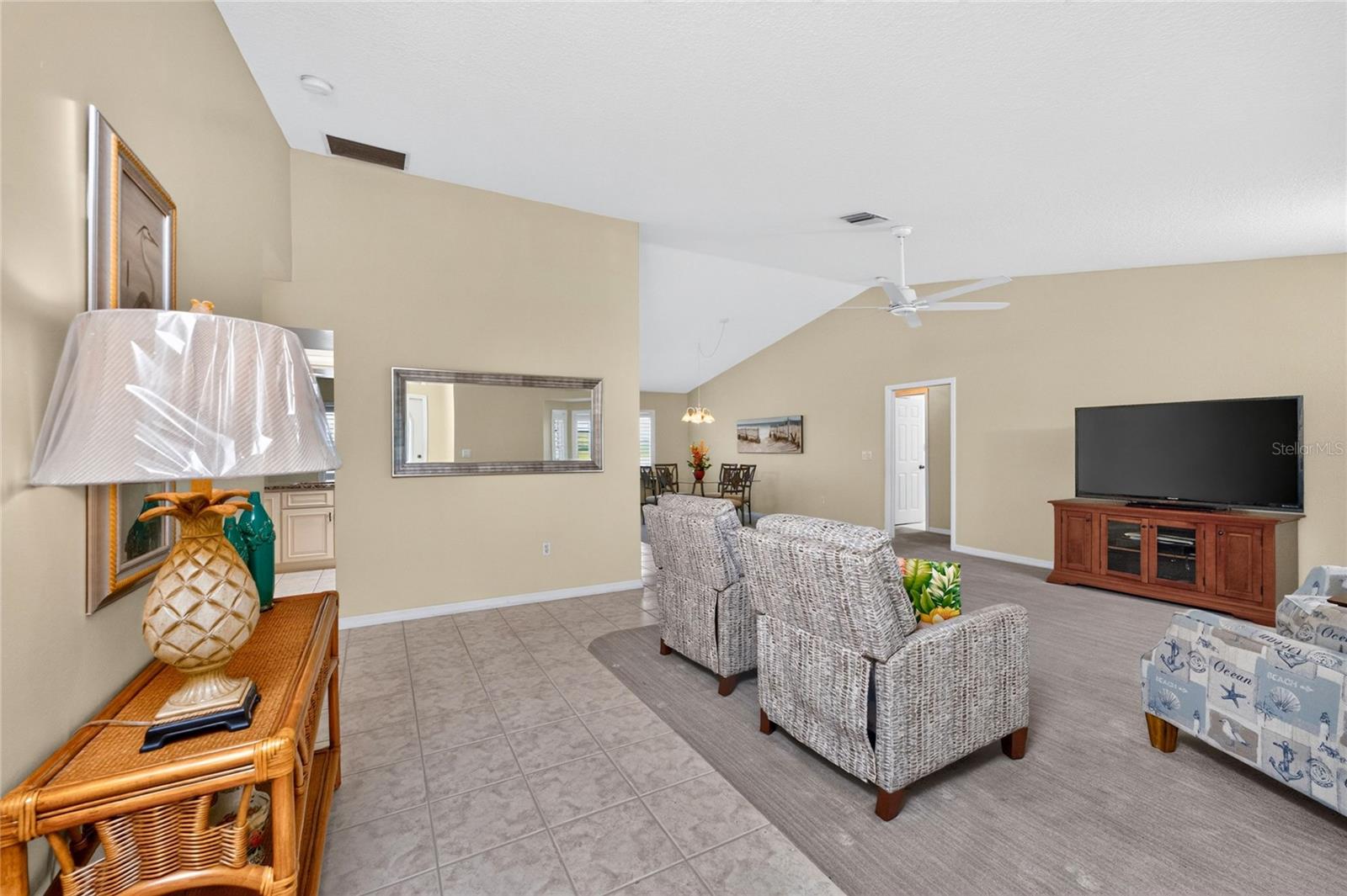 31 Meadowlark Ln Property Photo 10