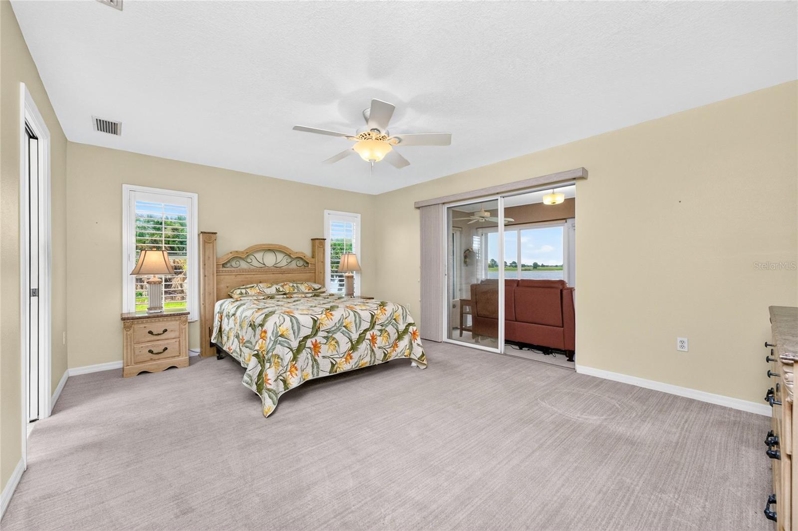 31 Meadowlark Ln Property Photo 22
