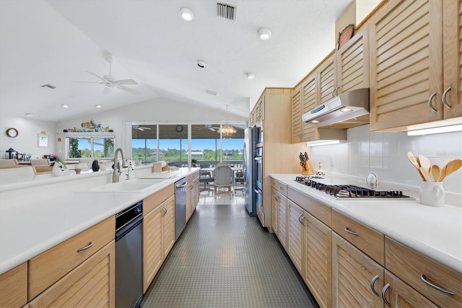721 N Manasota Key Rd Property Photo 17