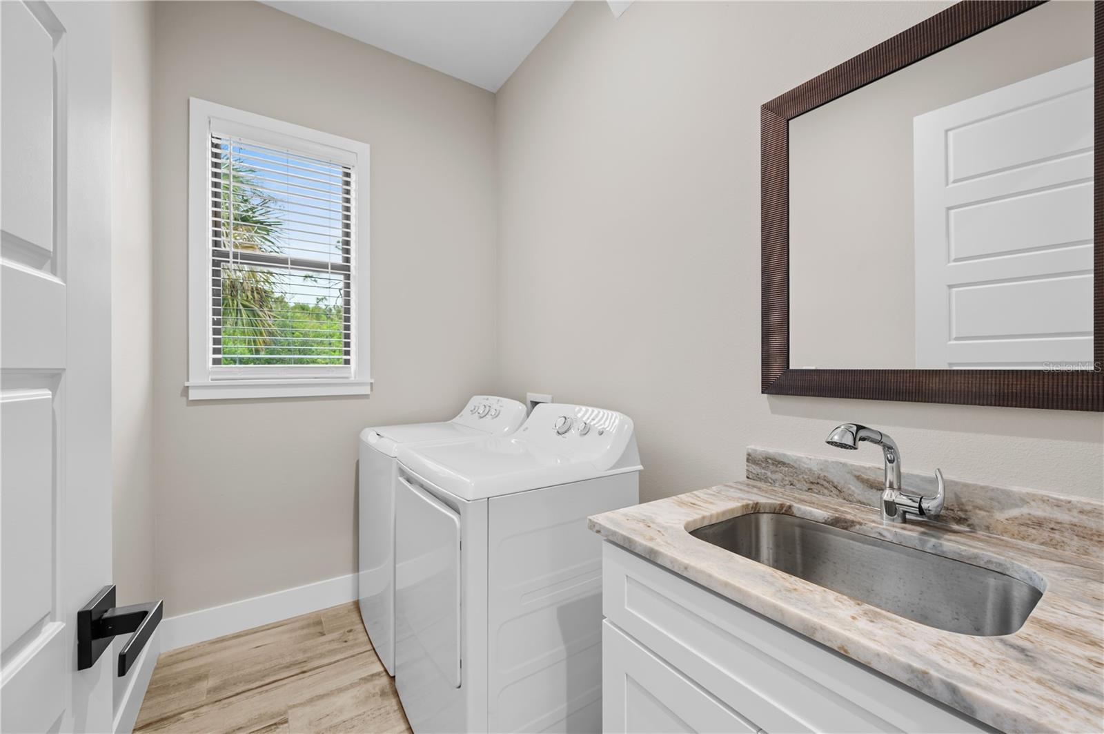 139 Sunset Rd Property Photo 20