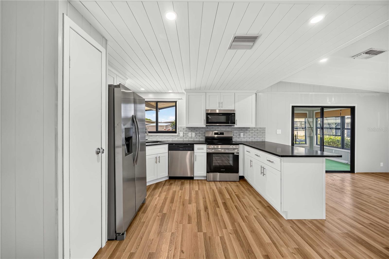 141 Rarotonga Rd Property Photo 28