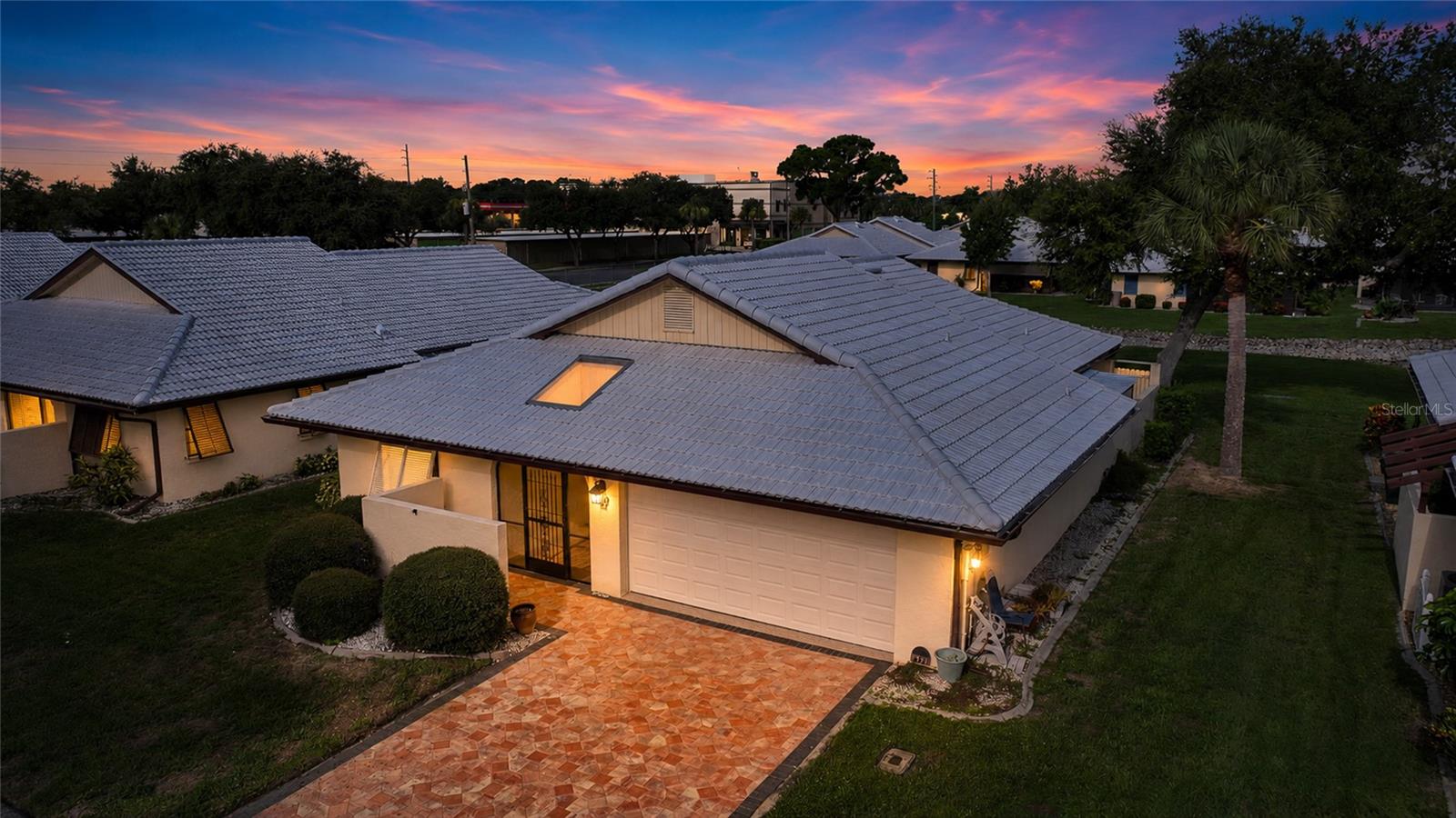 49 Sandstone Cir Property Photo 1