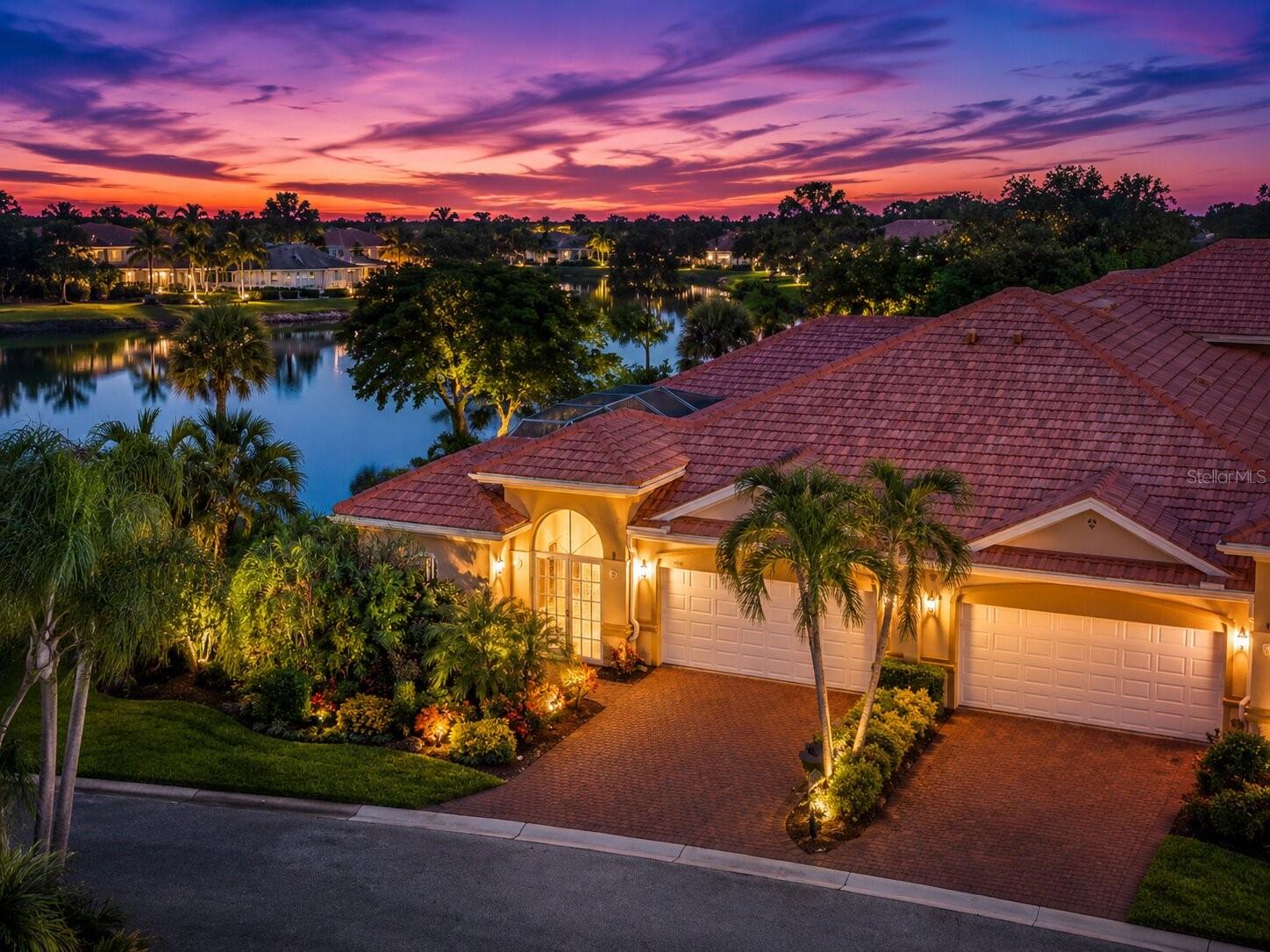 13921 BENTLY CIR
