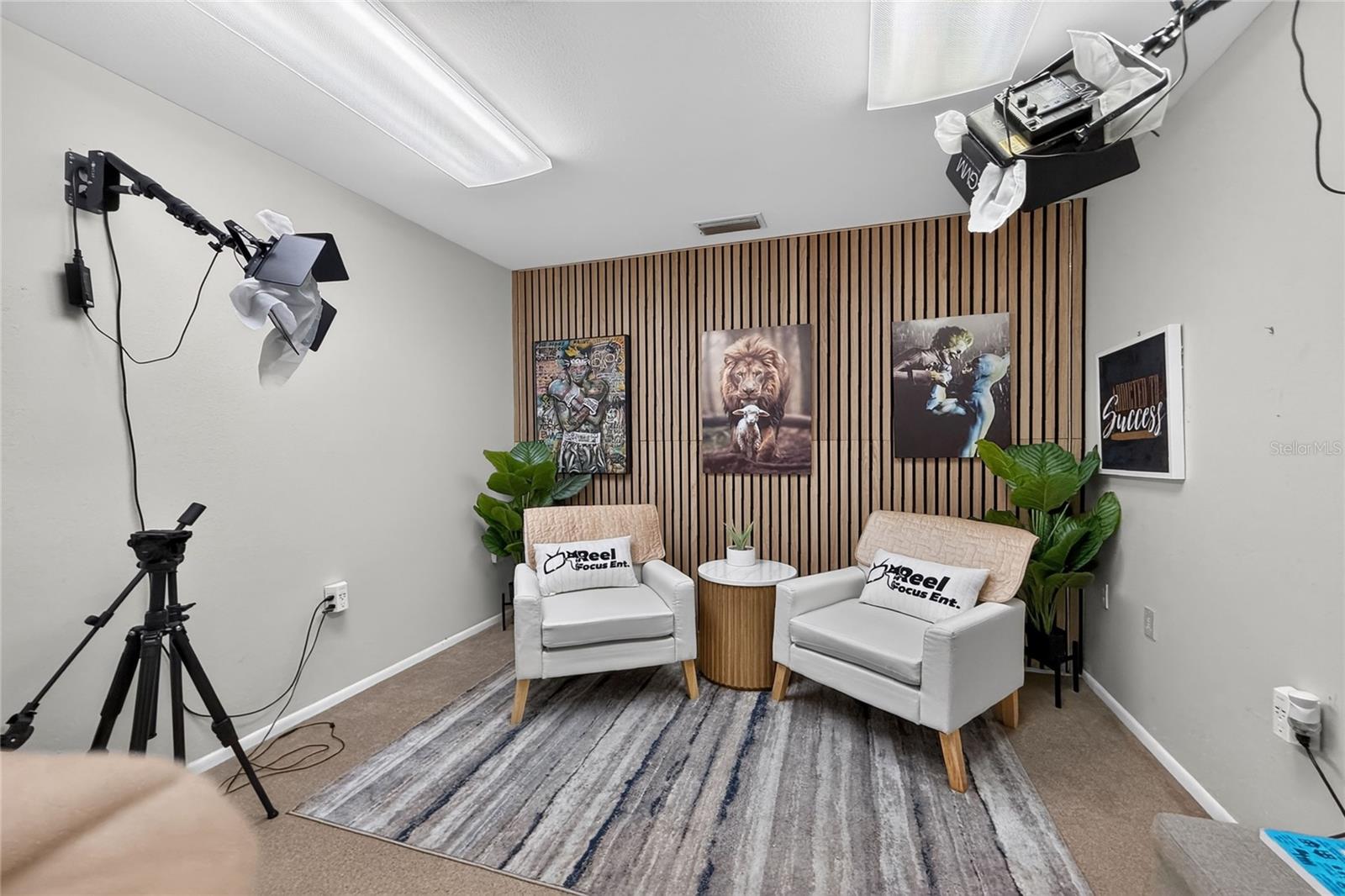 517 Paul Morris Dr #c-2 And C-4 Property Photo 11