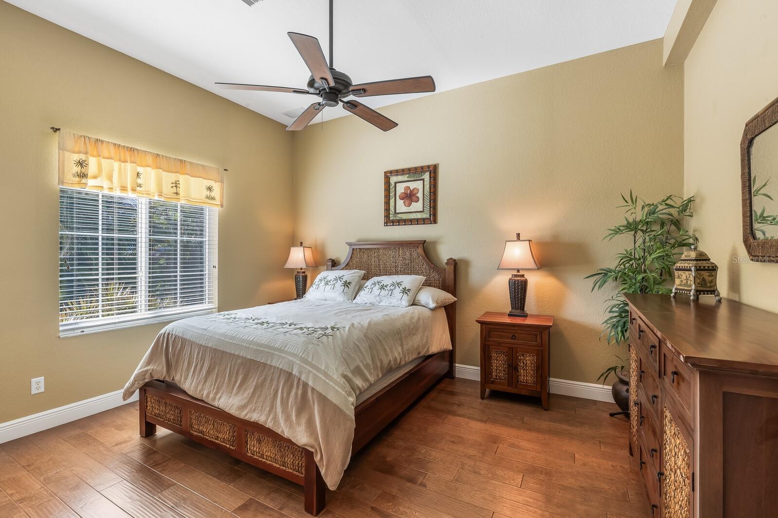 390 Coral Creek Dr Property Photo 24