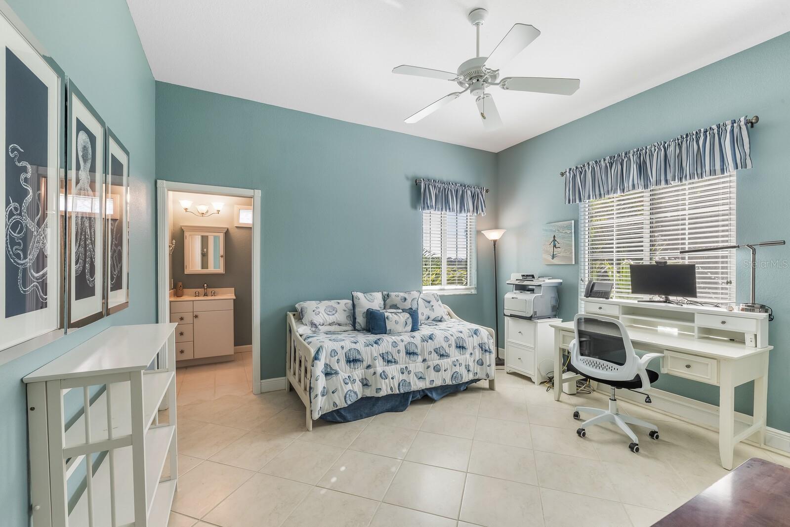 390 Coral Creek Dr Property Photo 26