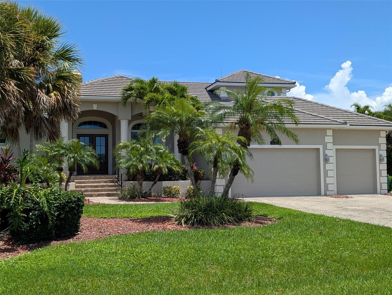 390 Coral Creek Dr Property Photo 45