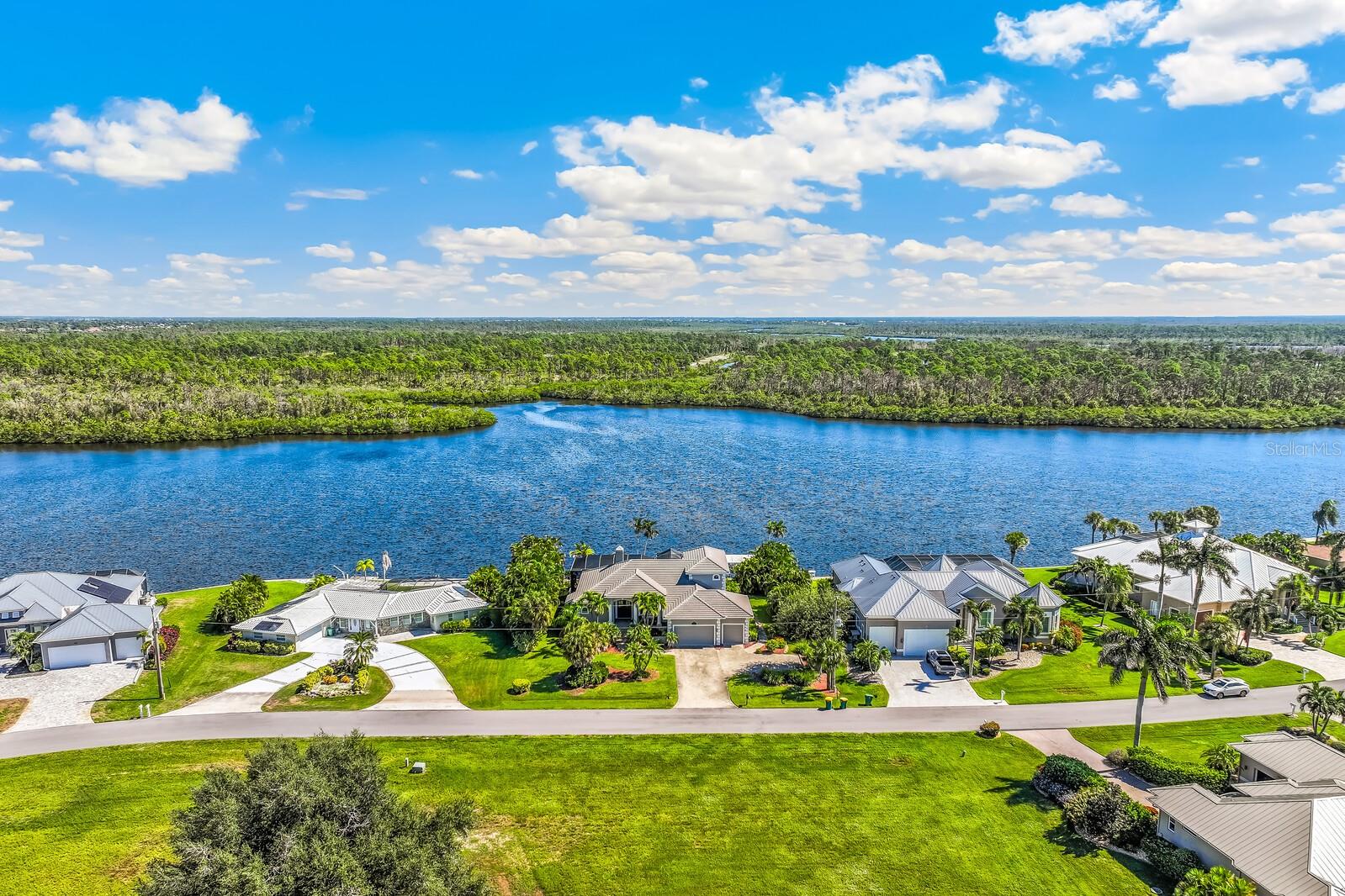 390 Coral Creek Dr Property Photo 58