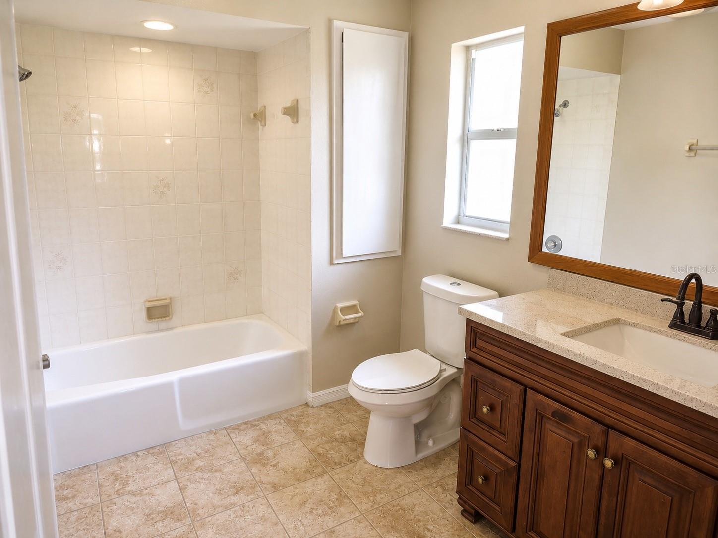 1002 Torgerson St Property Photo 15