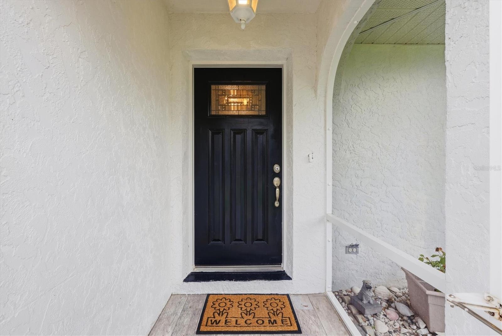650 Chevy Chase St Property Photo 4