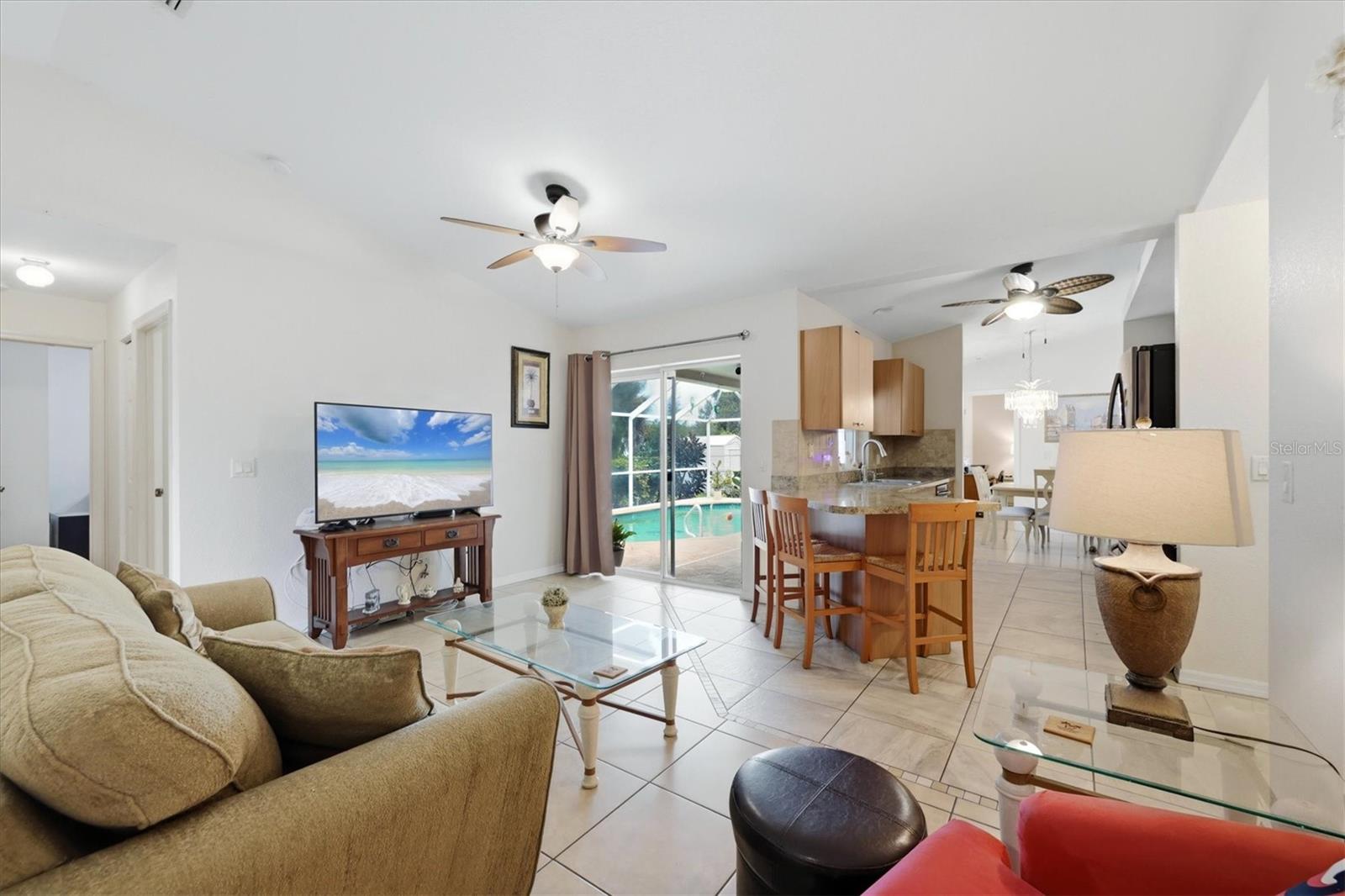 650 Chevy Chase St Property Photo 14