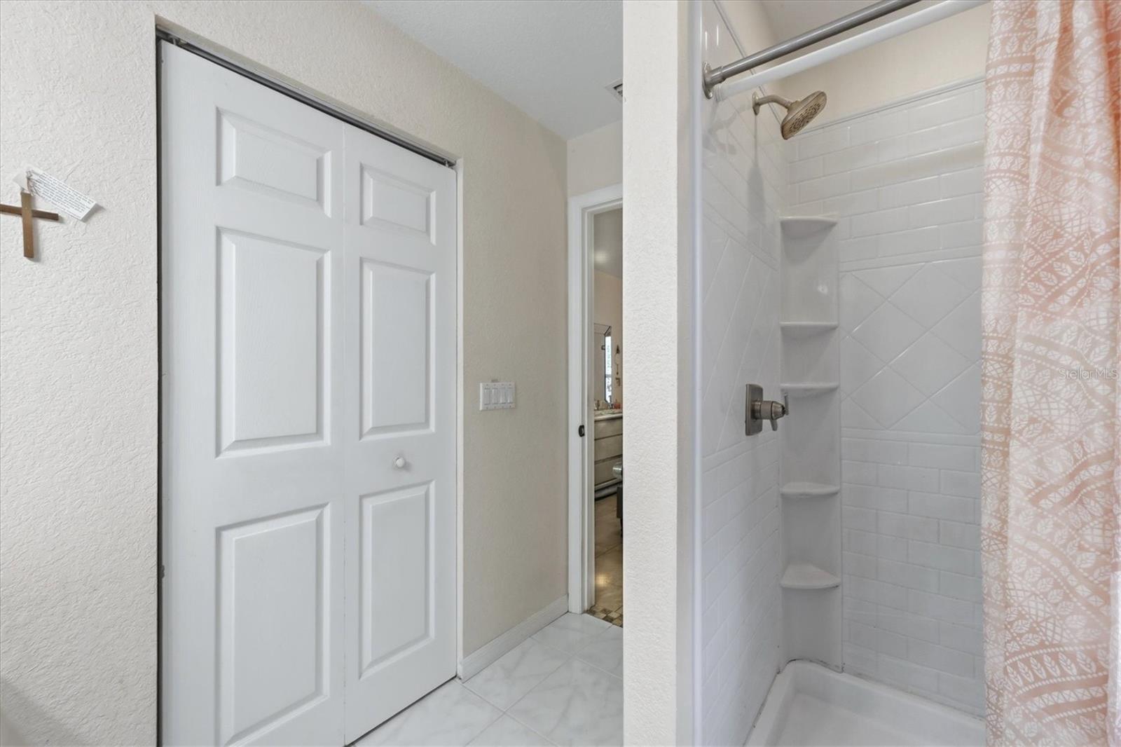 650 Chevy Chase St Property Photo 24