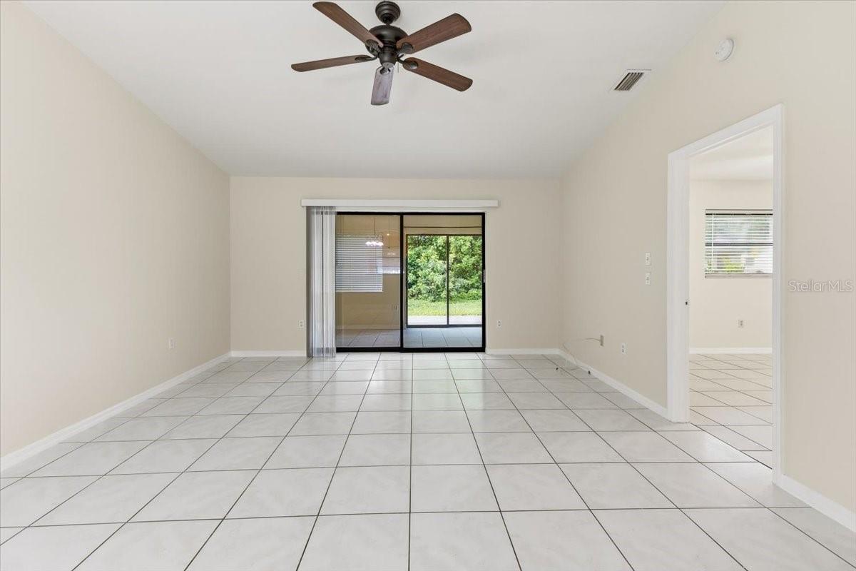 10507 Pendleton Ave #b Property Photo 5