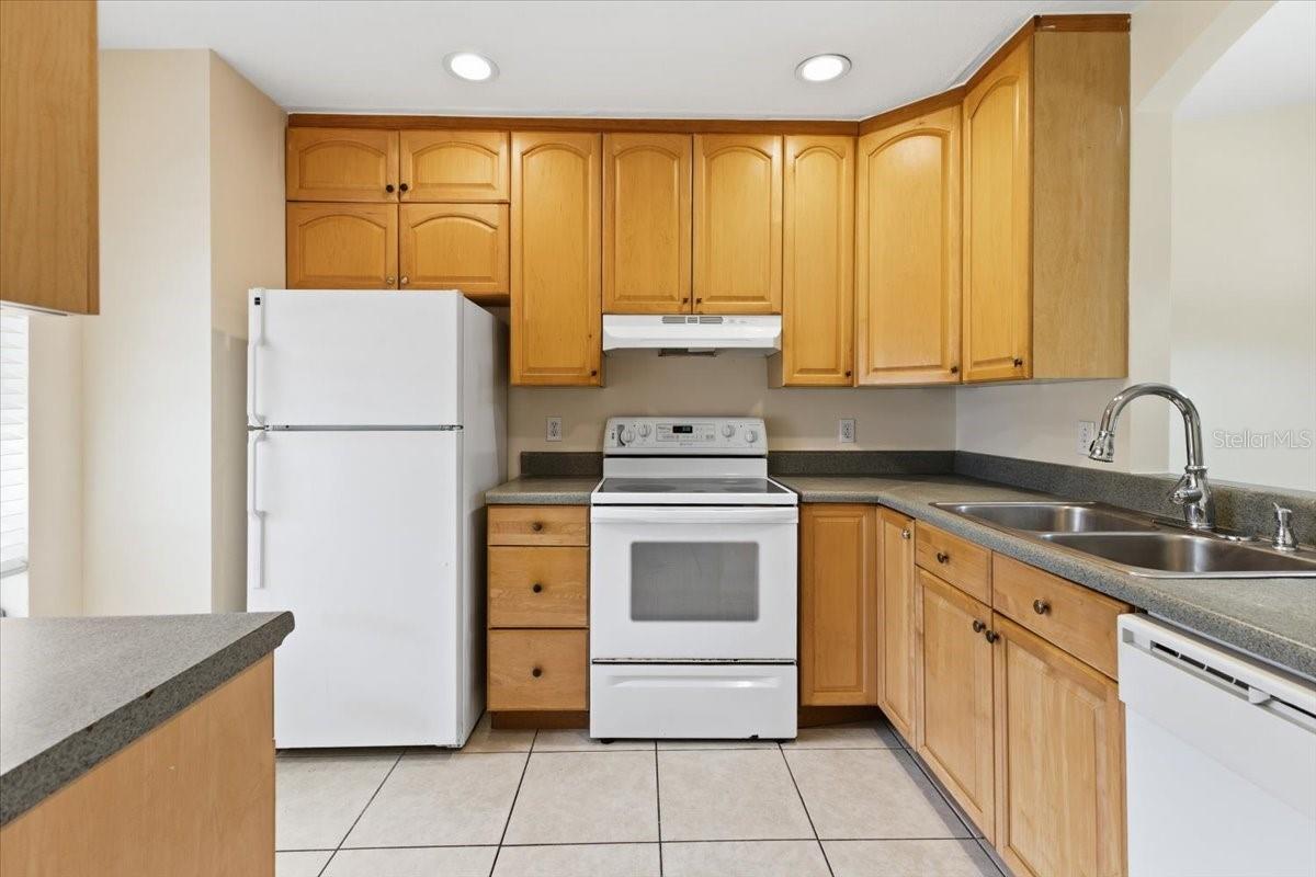 10507 Pendleton Ave #b Property Photo 7