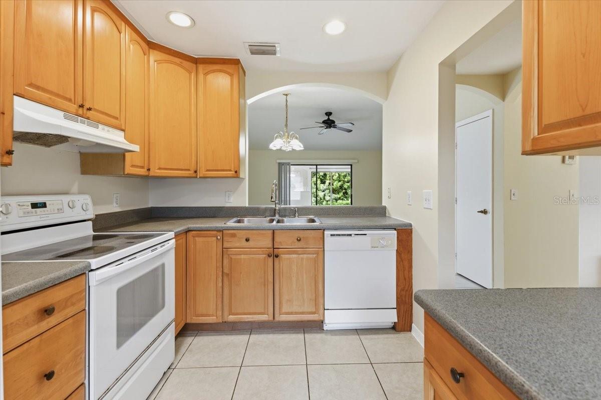 10507 Pendleton Ave #b Property Photo 8