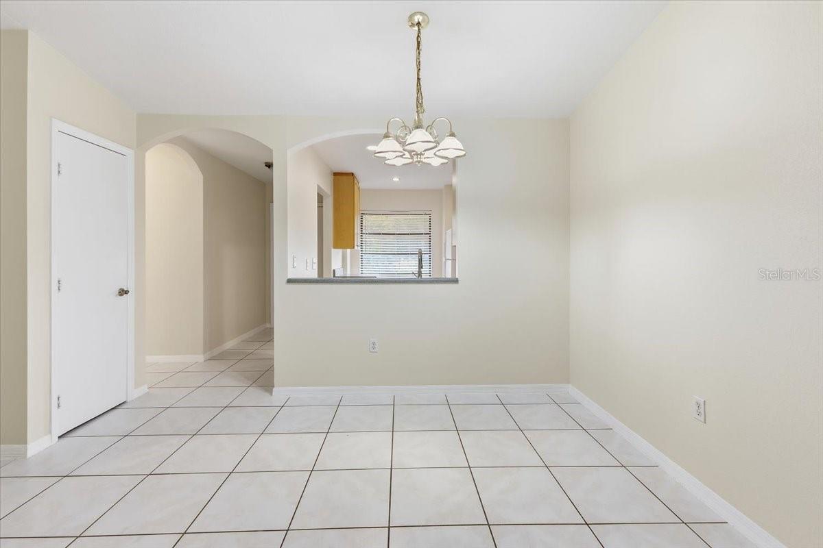 10507 Pendleton Ave #b Property Photo 10
