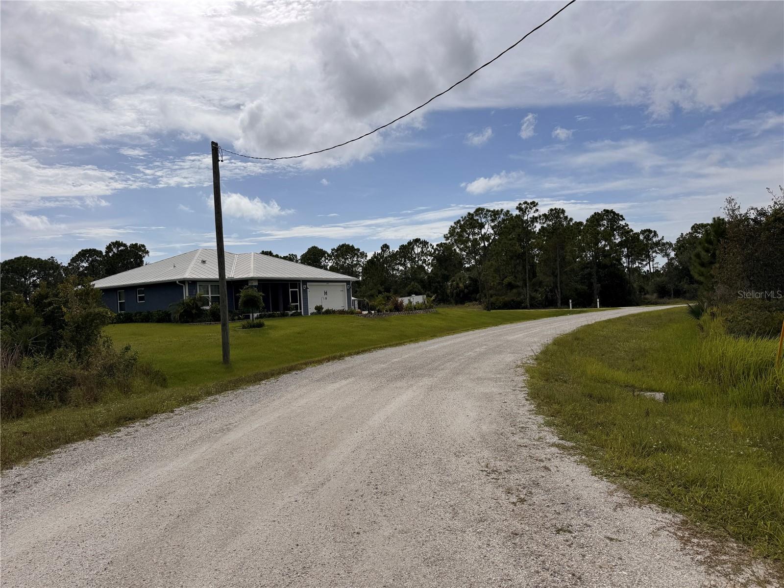 13279 Carousel Dr Property Photo 2