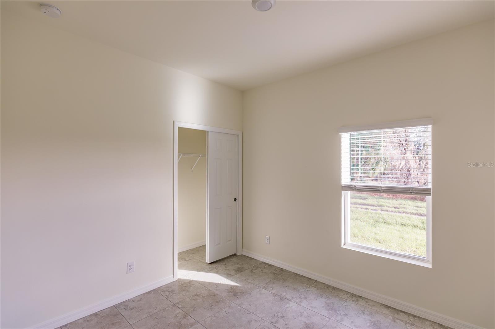 1174 Navigator Rd Property Photo 17