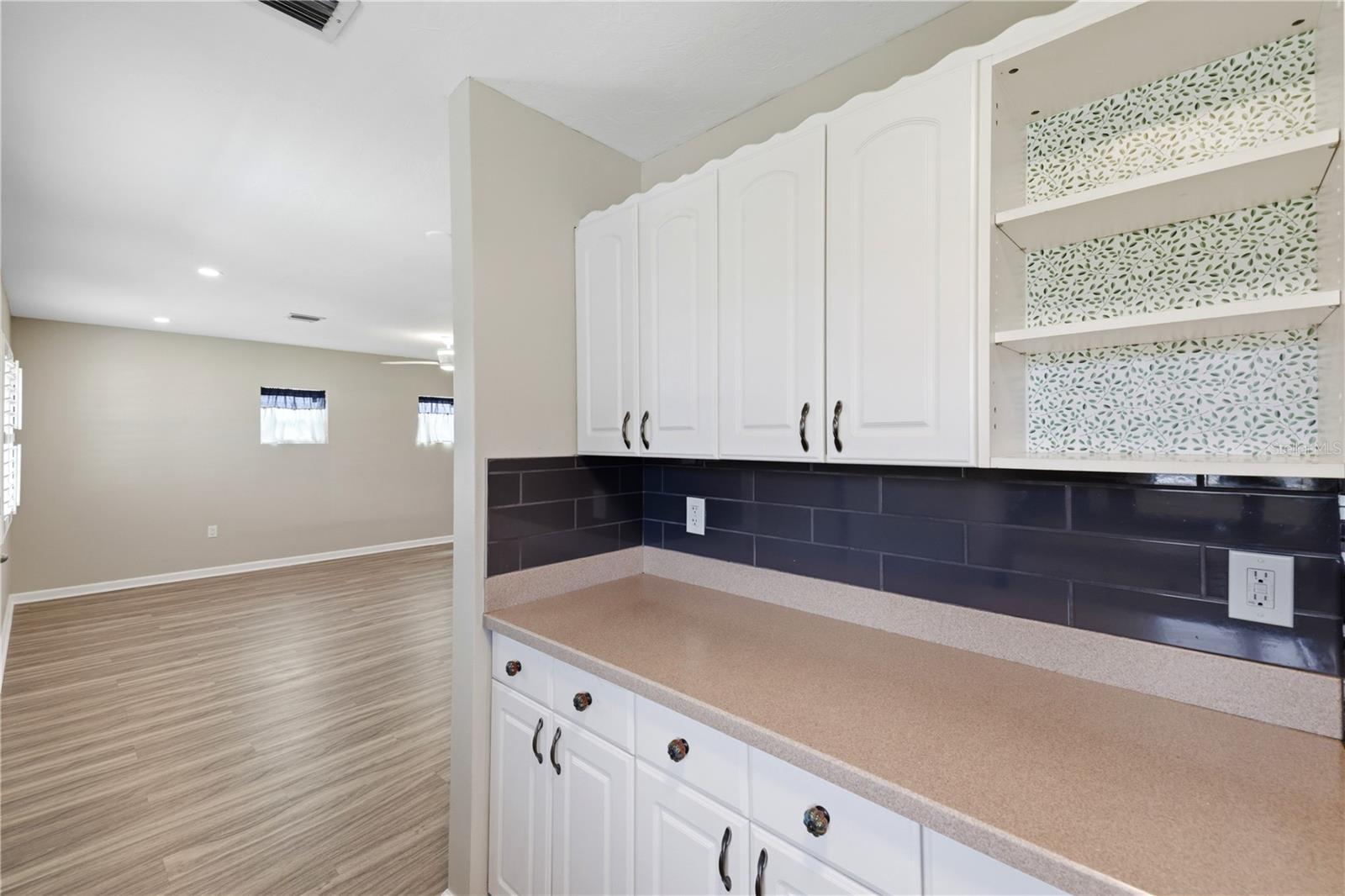 1317 Cypress Ave Property Photo 12