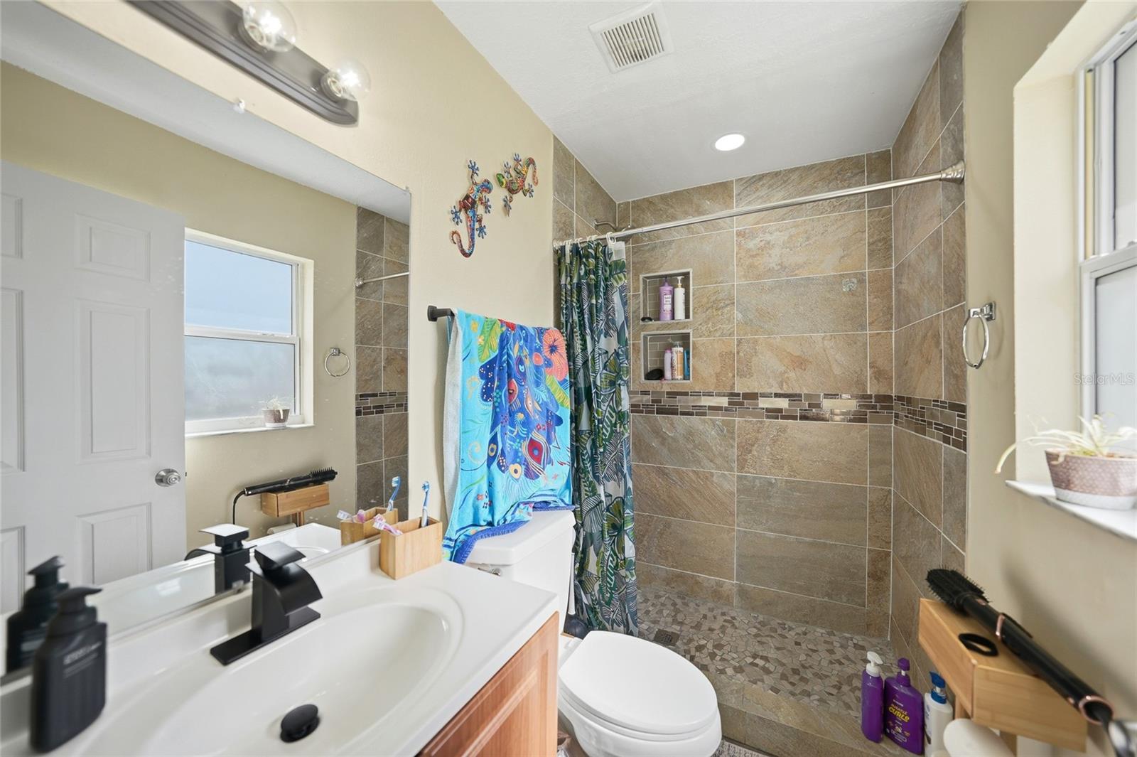23159 Olean Blvd Property Photo 18