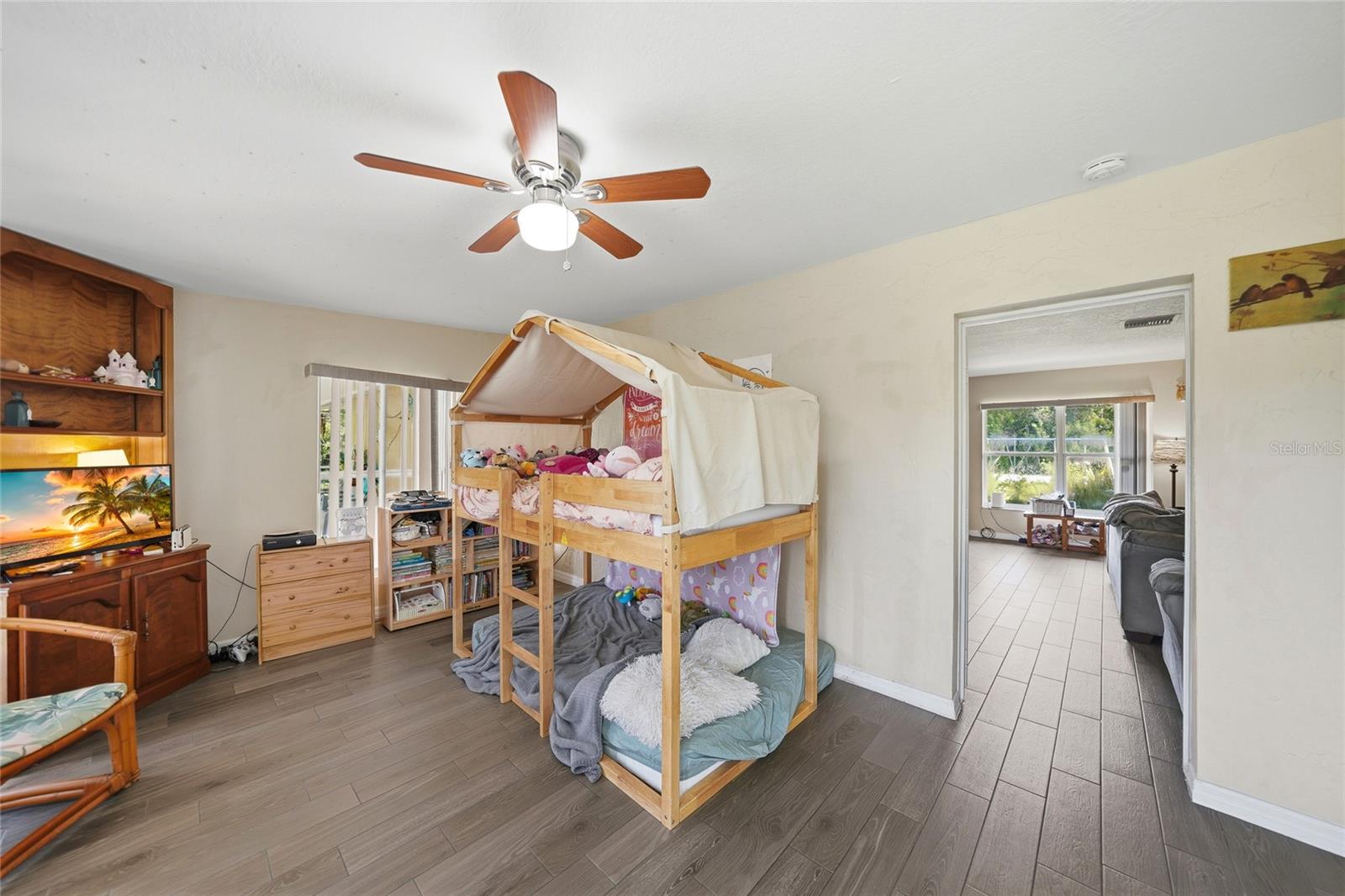 23159 Olean Blvd Property Photo 20