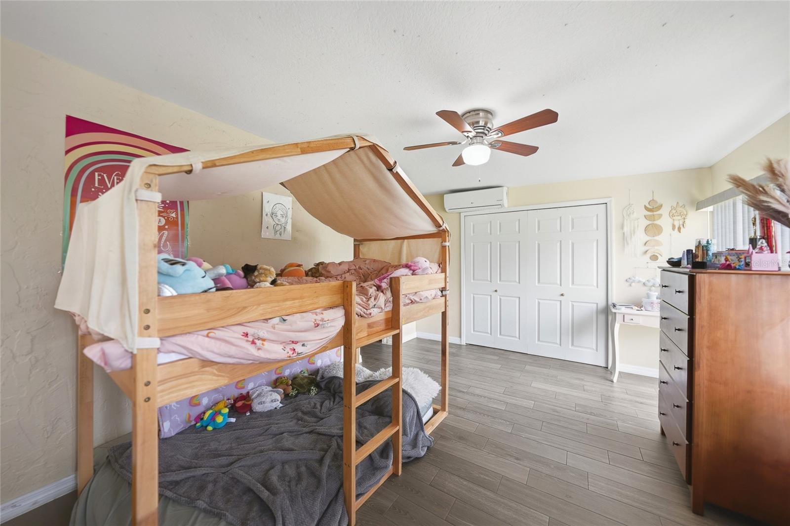 23159 Olean Blvd Property Photo 21
