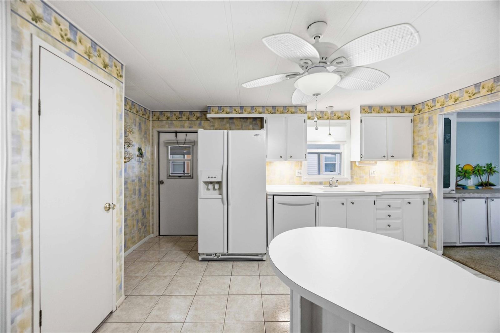 16 N Granada Plz Property Photo 15