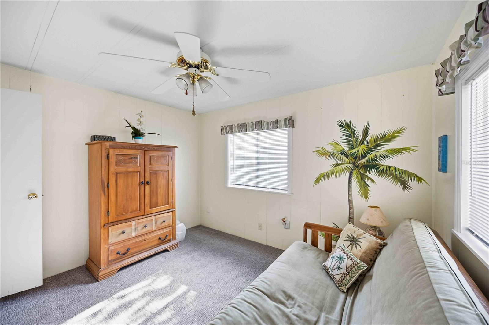16 N Granada Plz Property Photo 18