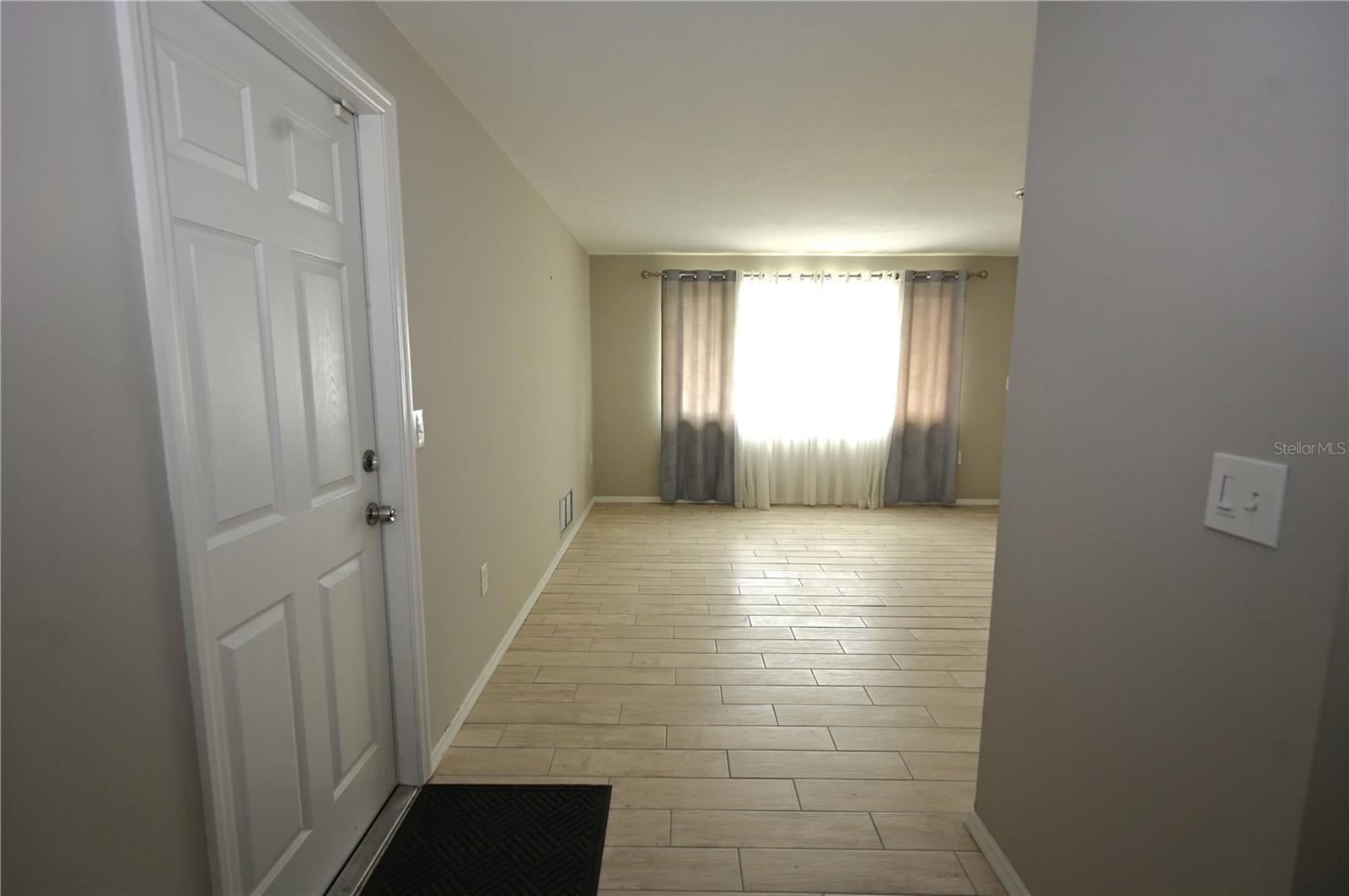 1620 Morning Dove Ln Property Photo 5