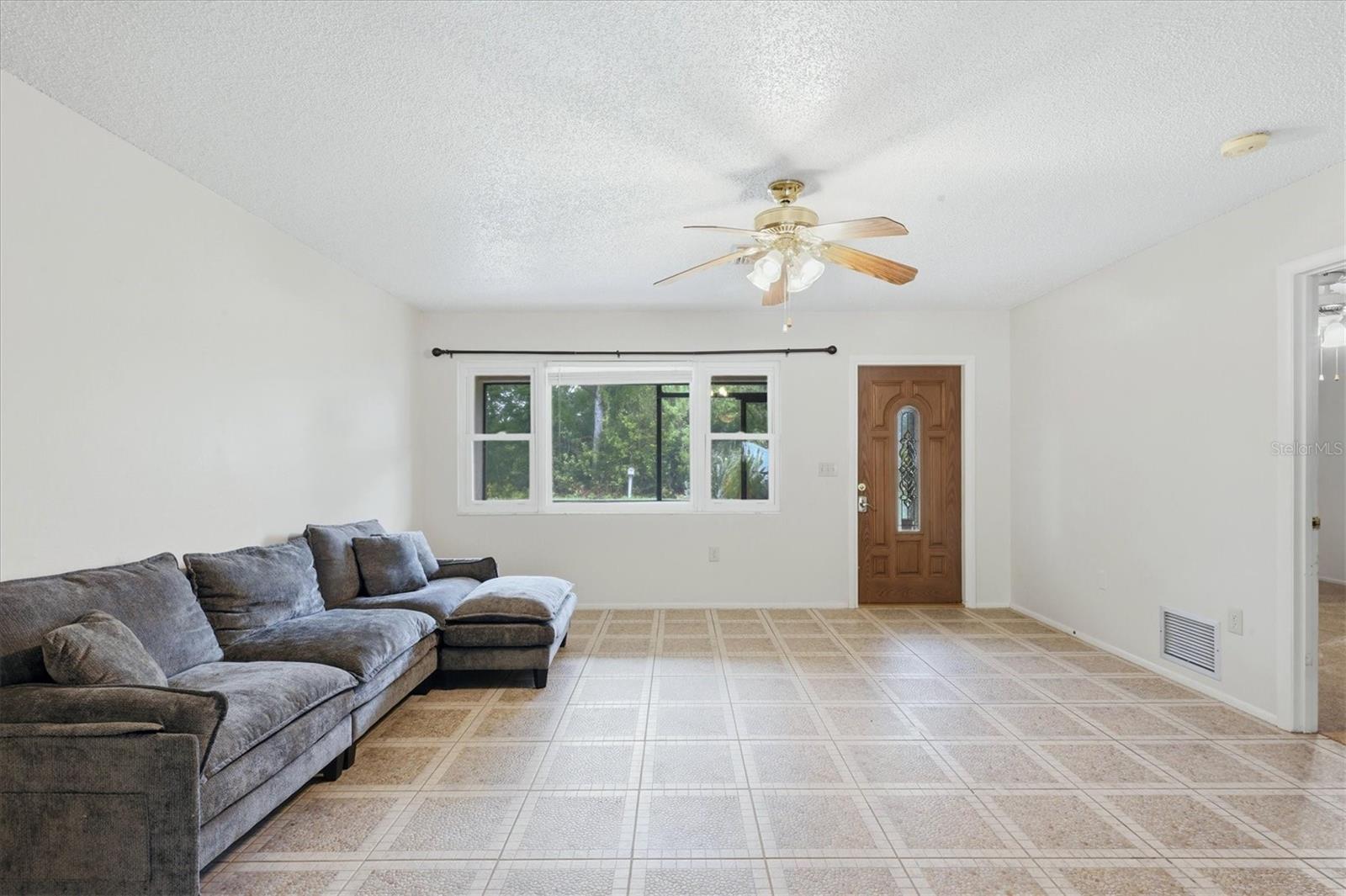 7067 Natalie St Property Photo 5