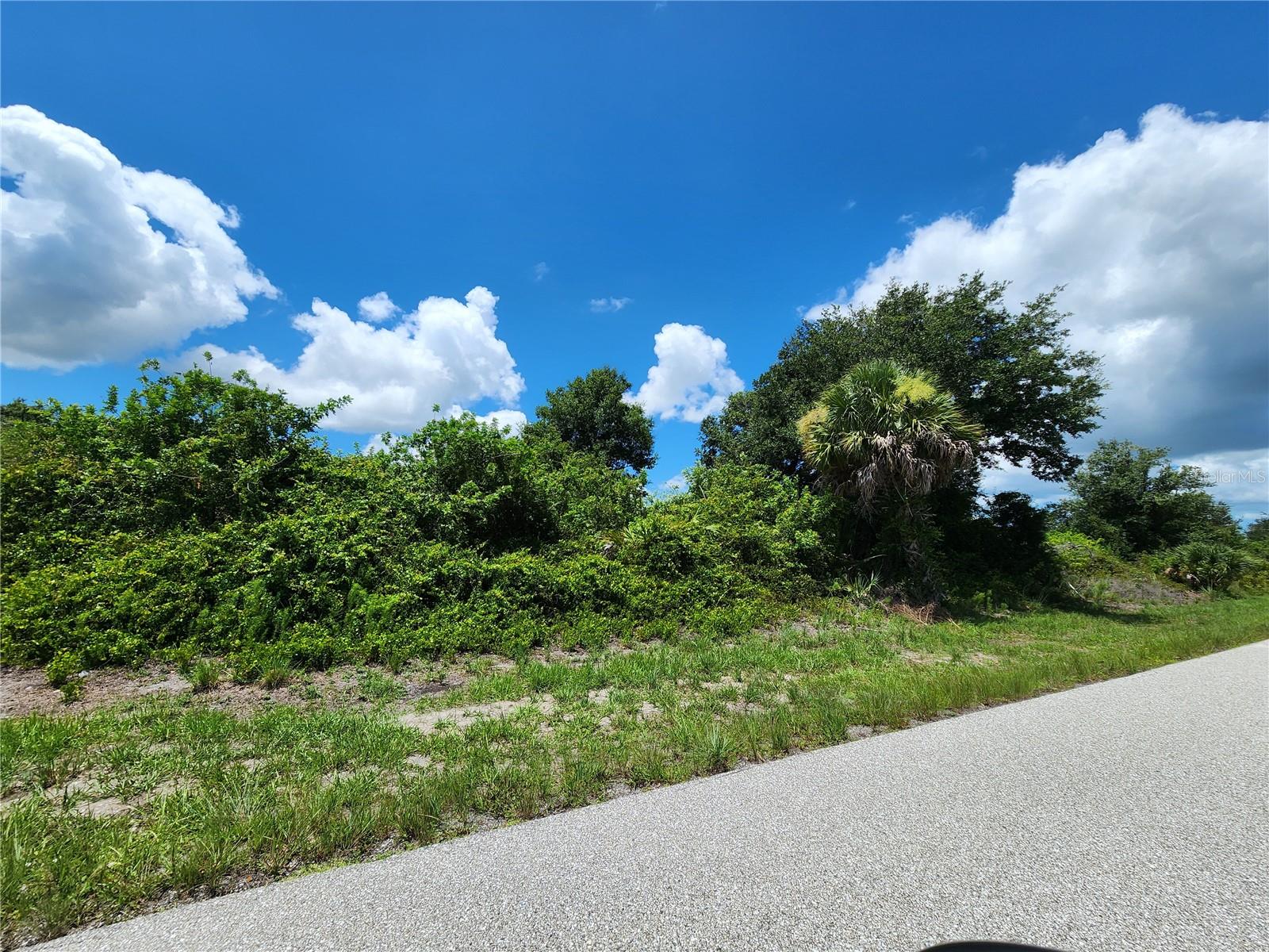 12273 Gretchen Ave Property Photo 13