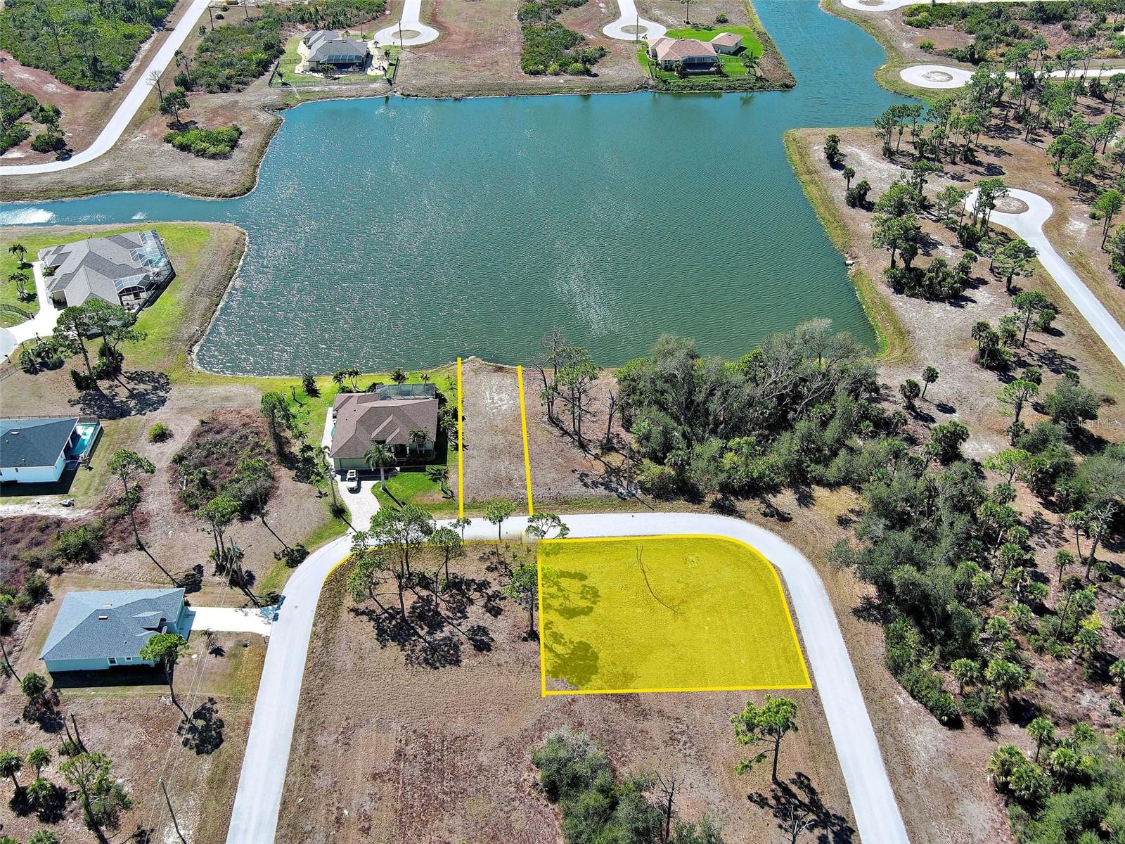 9 MATE CIR Property Photo 1