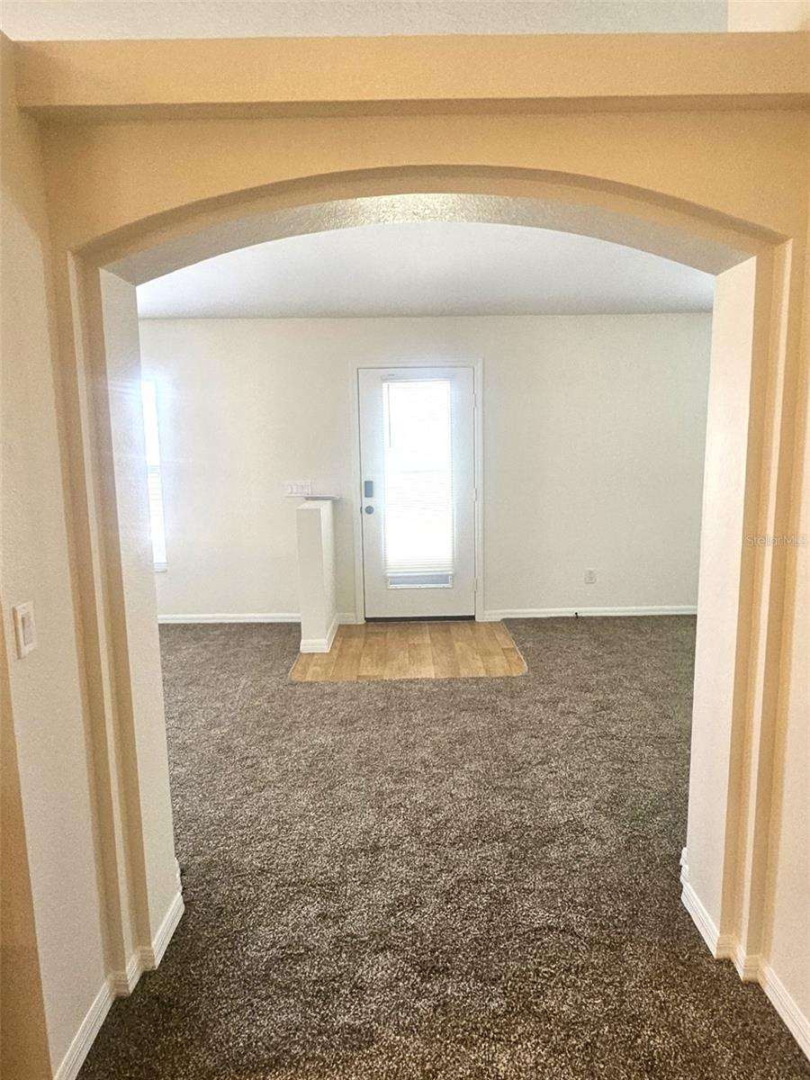 25173 Mercedes Dr Property Photo 5