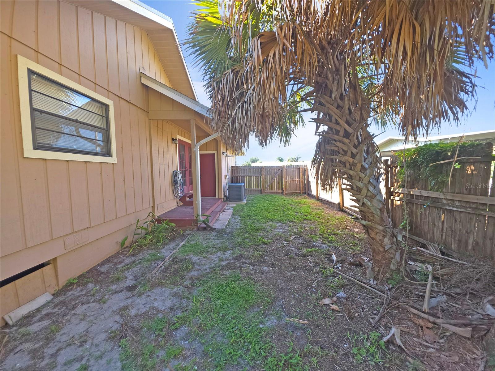 700 South Venice Blvd Property Photo 23