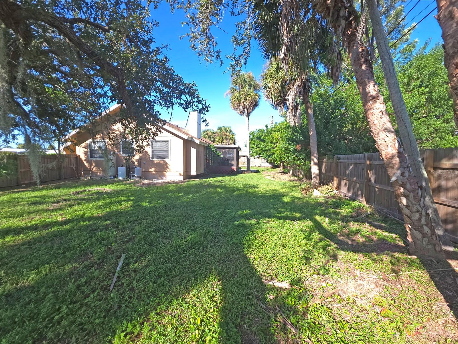 700 South Venice Blvd Property Photo 25