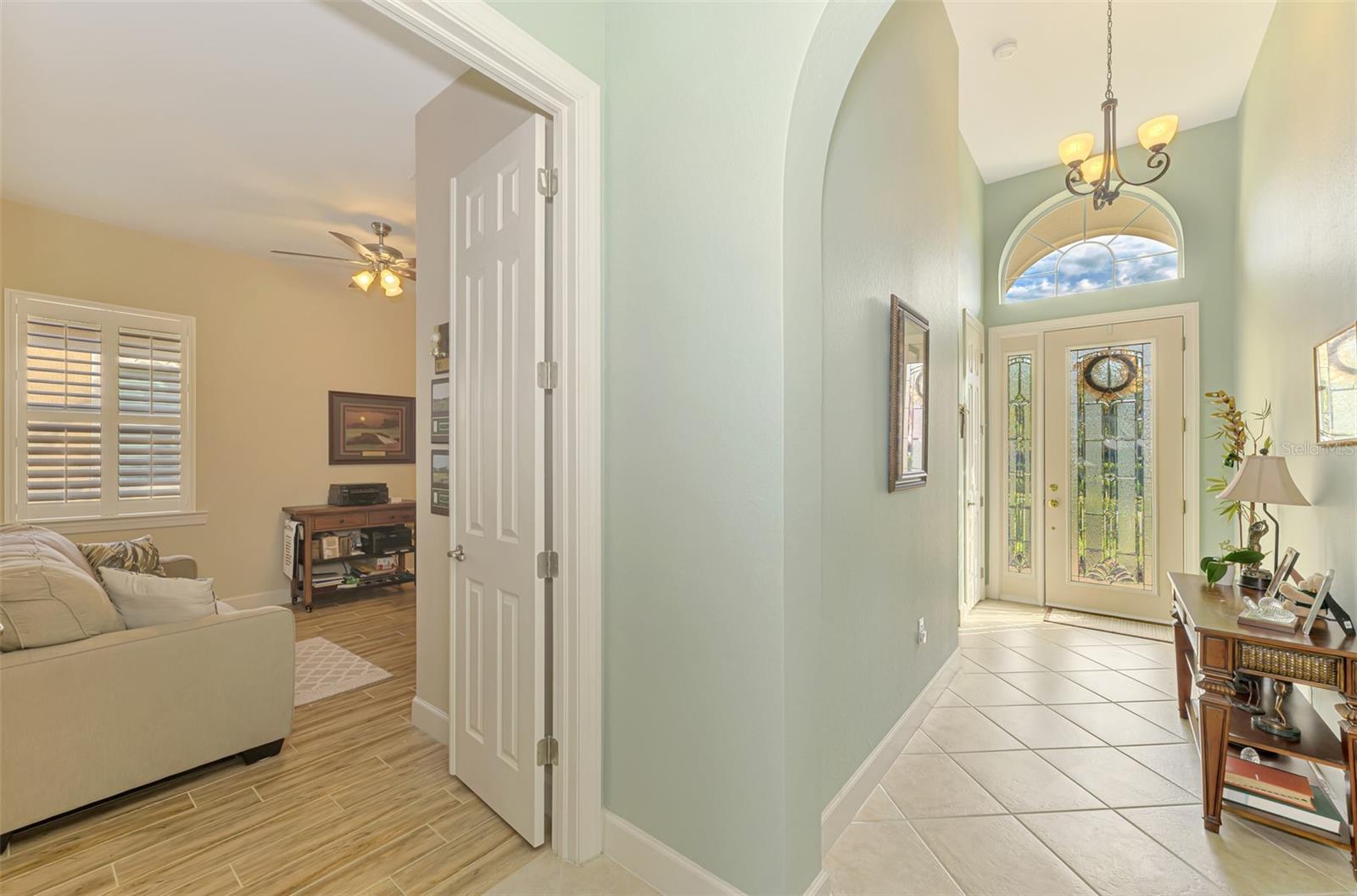 13344 Creekside Ln Property Photo 6