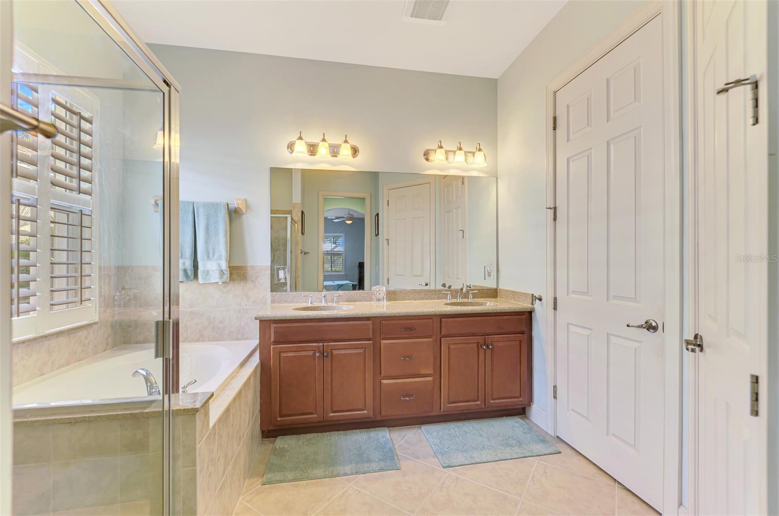 13344 Creekside Ln Property Photo 22