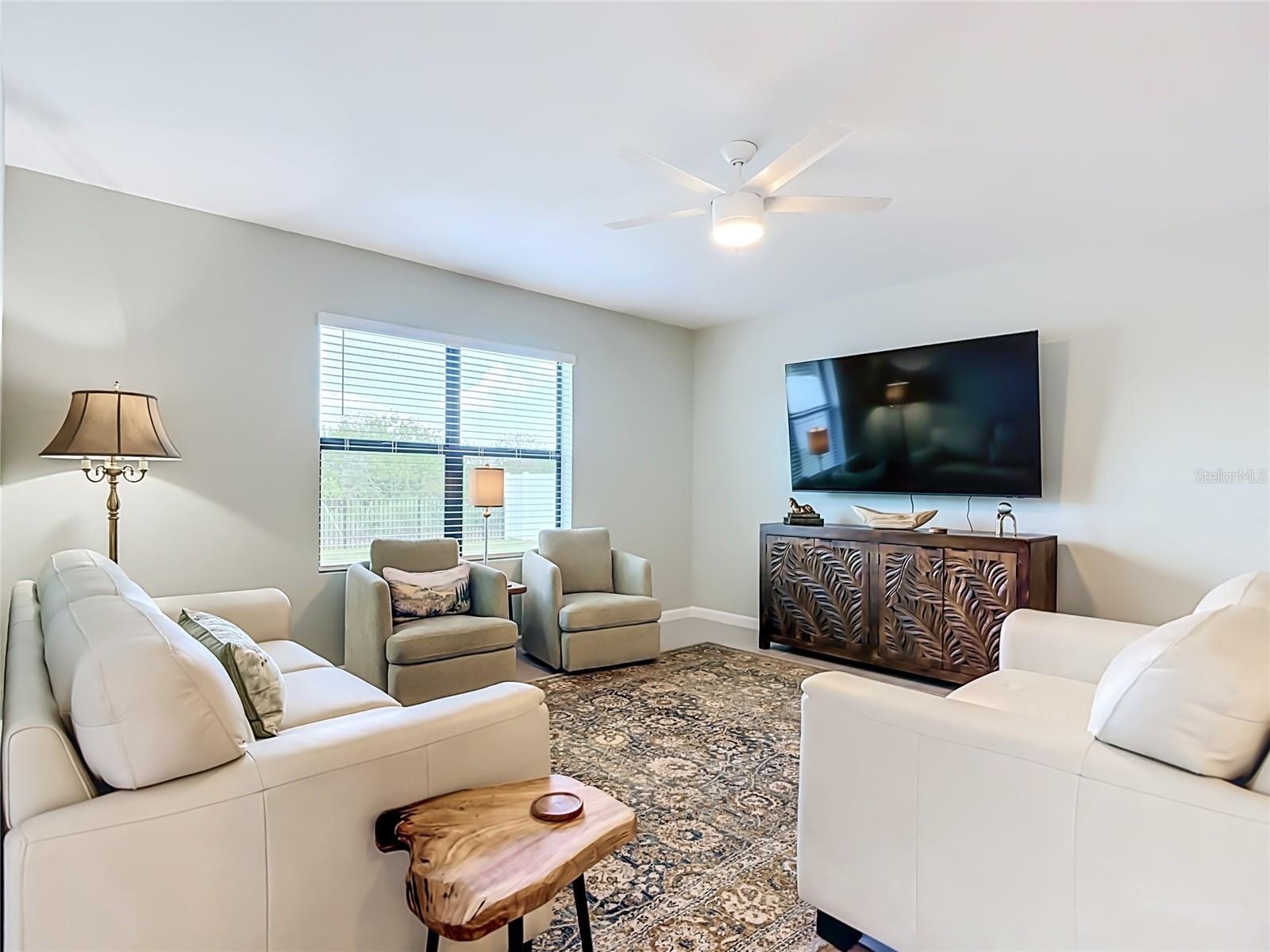 1211 Caloosa Cove Dr Property Photo 14