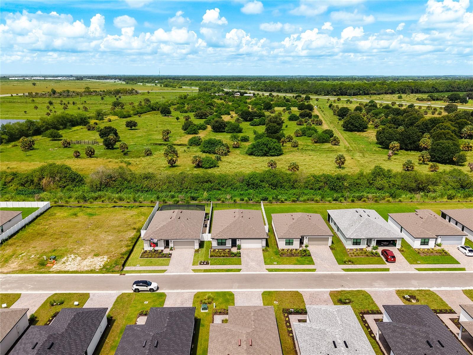 1211 Caloosa Cove Dr Property Photo 68