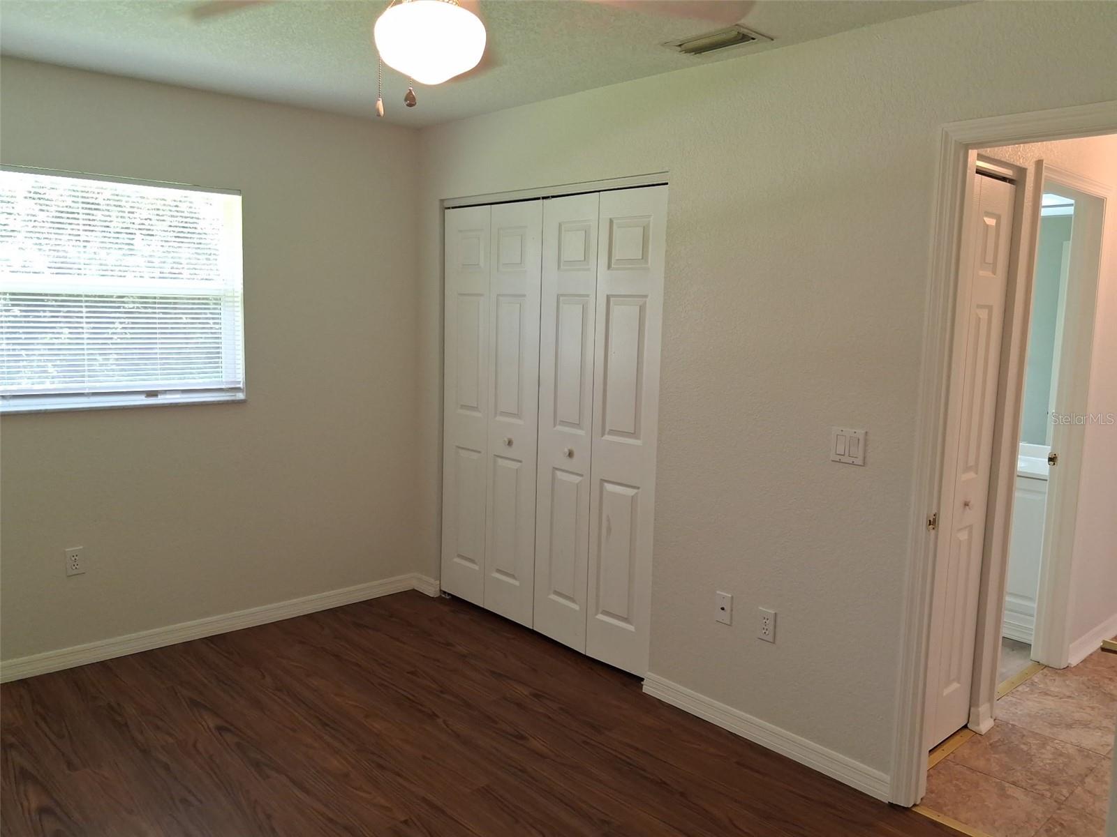 2420 Dumont Ln Property Photo 17