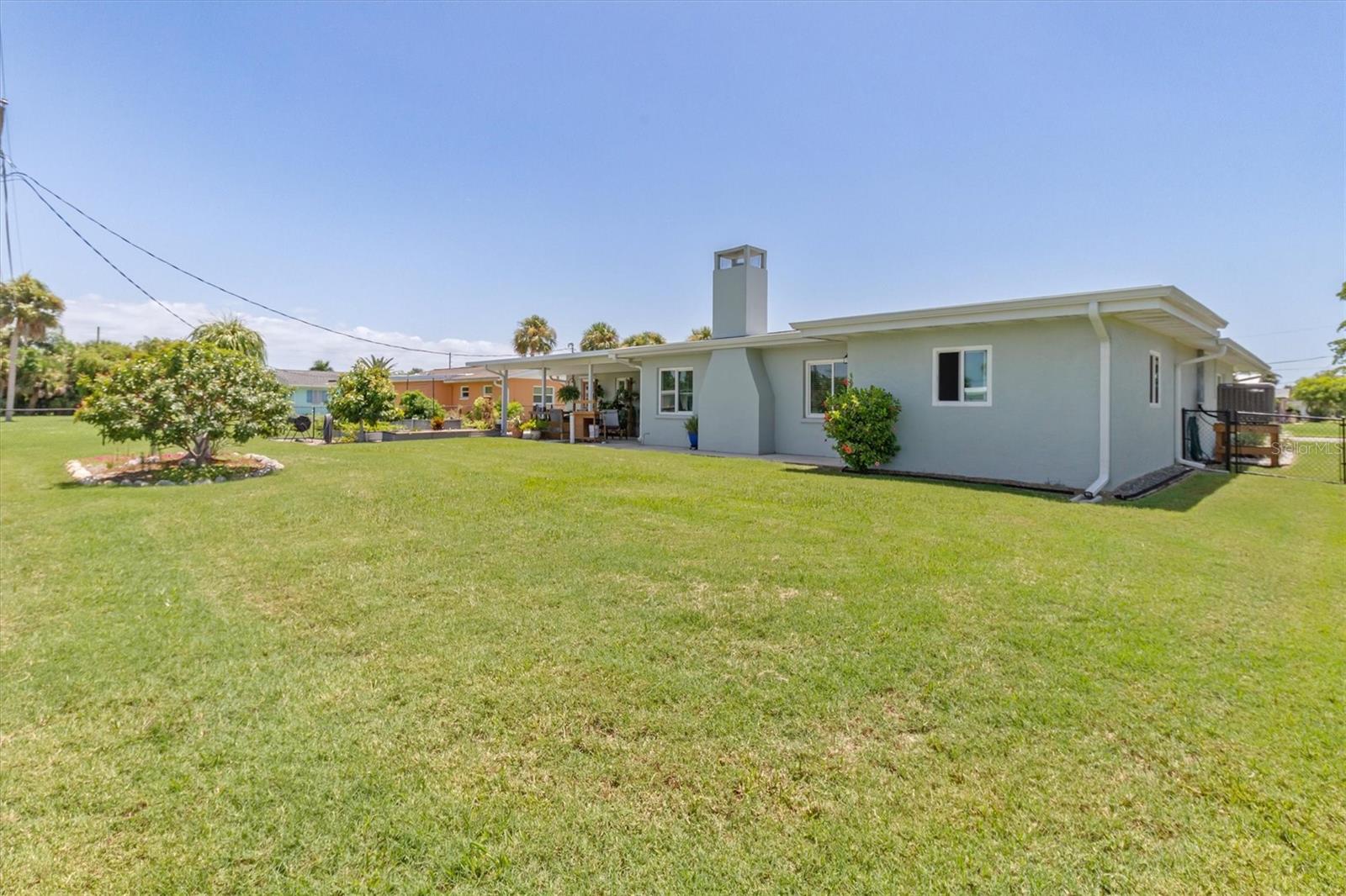 1690 Edith Ave Property Photo 30