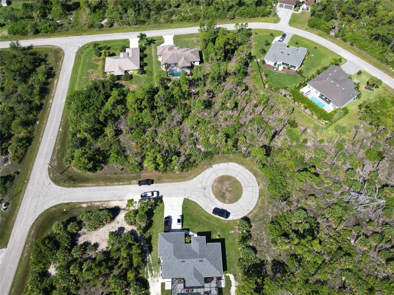 8271 Cook Ct Property Photo 4