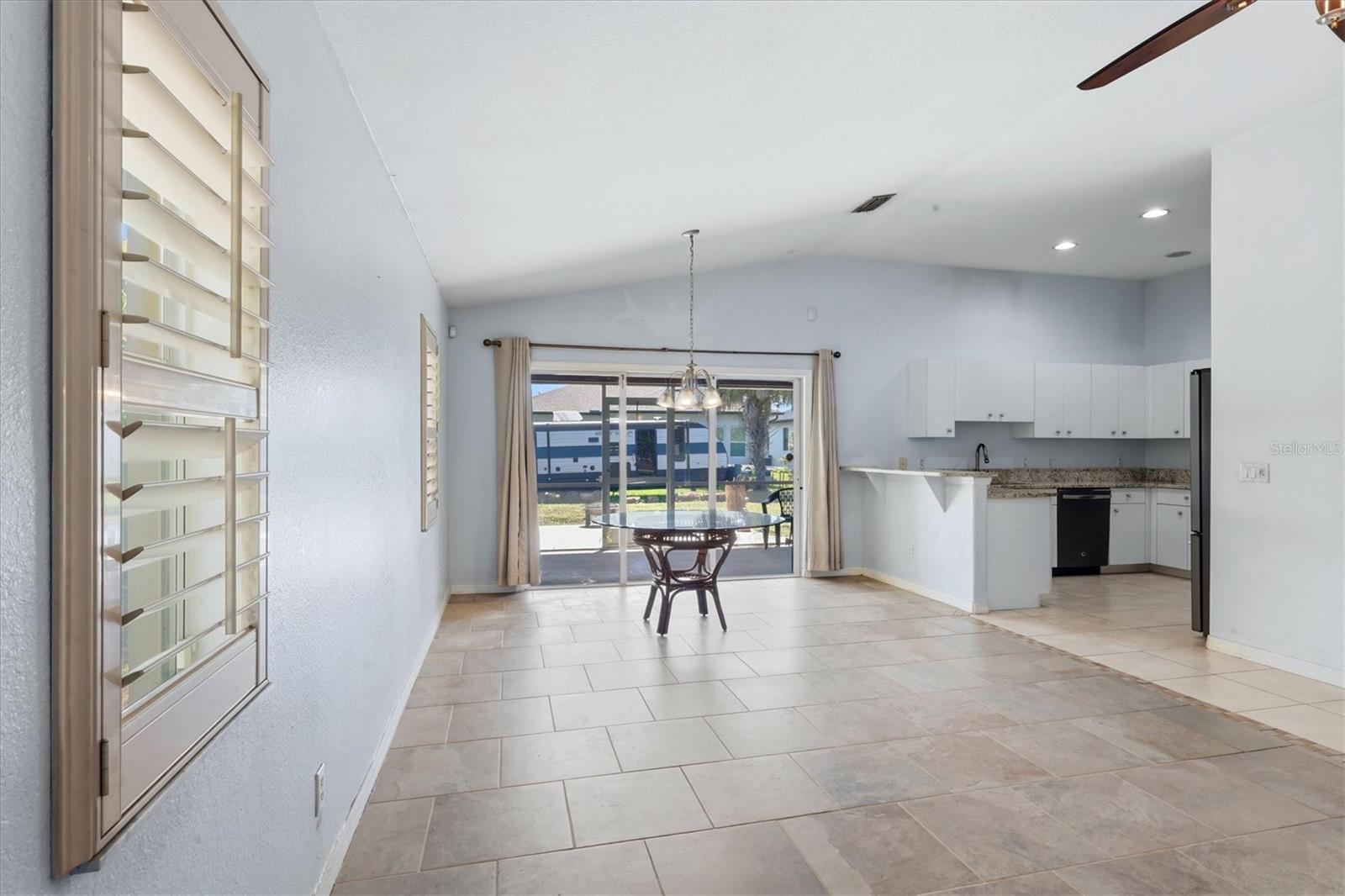 149 Sesame Rd W Property Photo 10