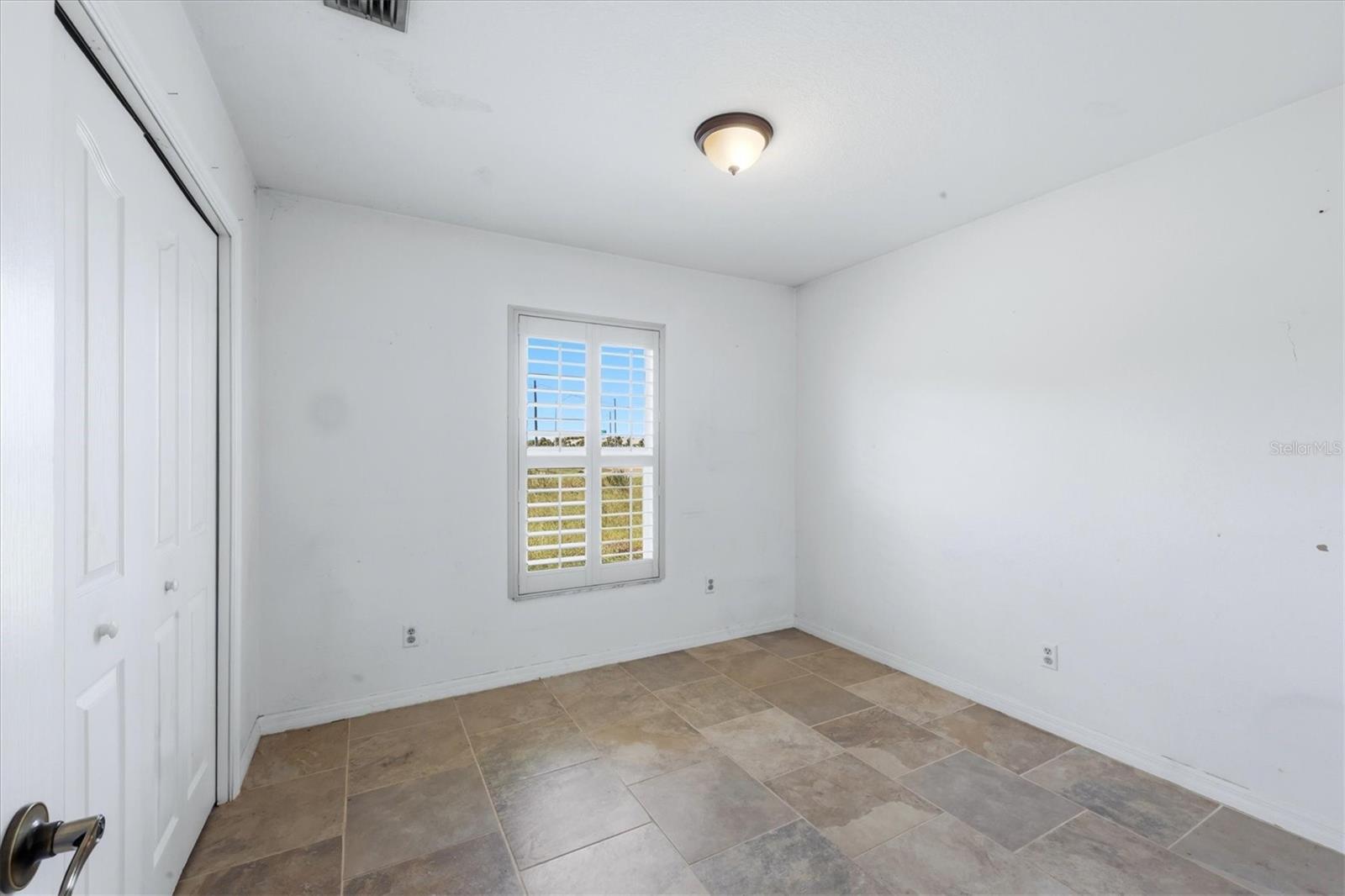 149 Sesame Rd W Property Photo 23