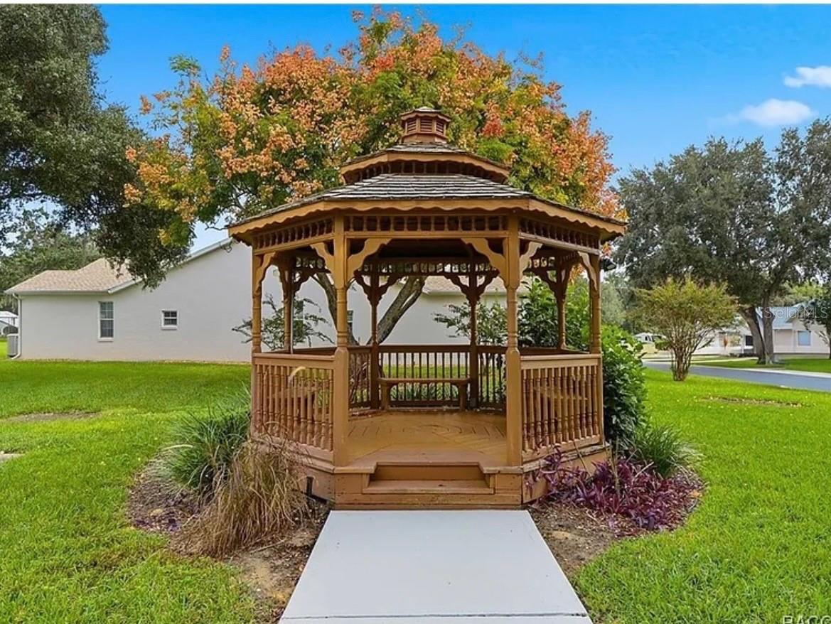 3373 S Royal Oaks Dr #15-8 Property Photo 17
