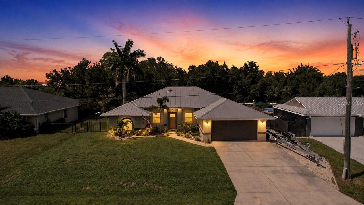 28450 Silver Palm Dr Property Photo 1