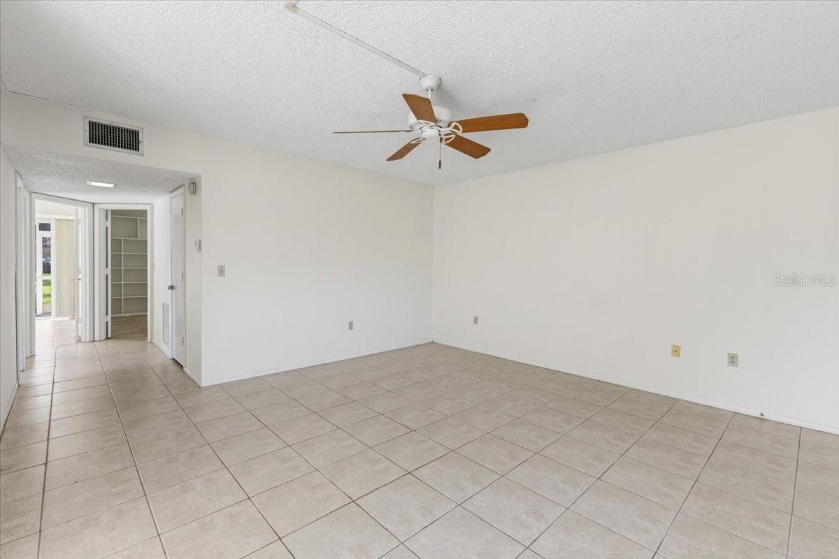 3 Quails Run Blvd #3105 Property Photo 6