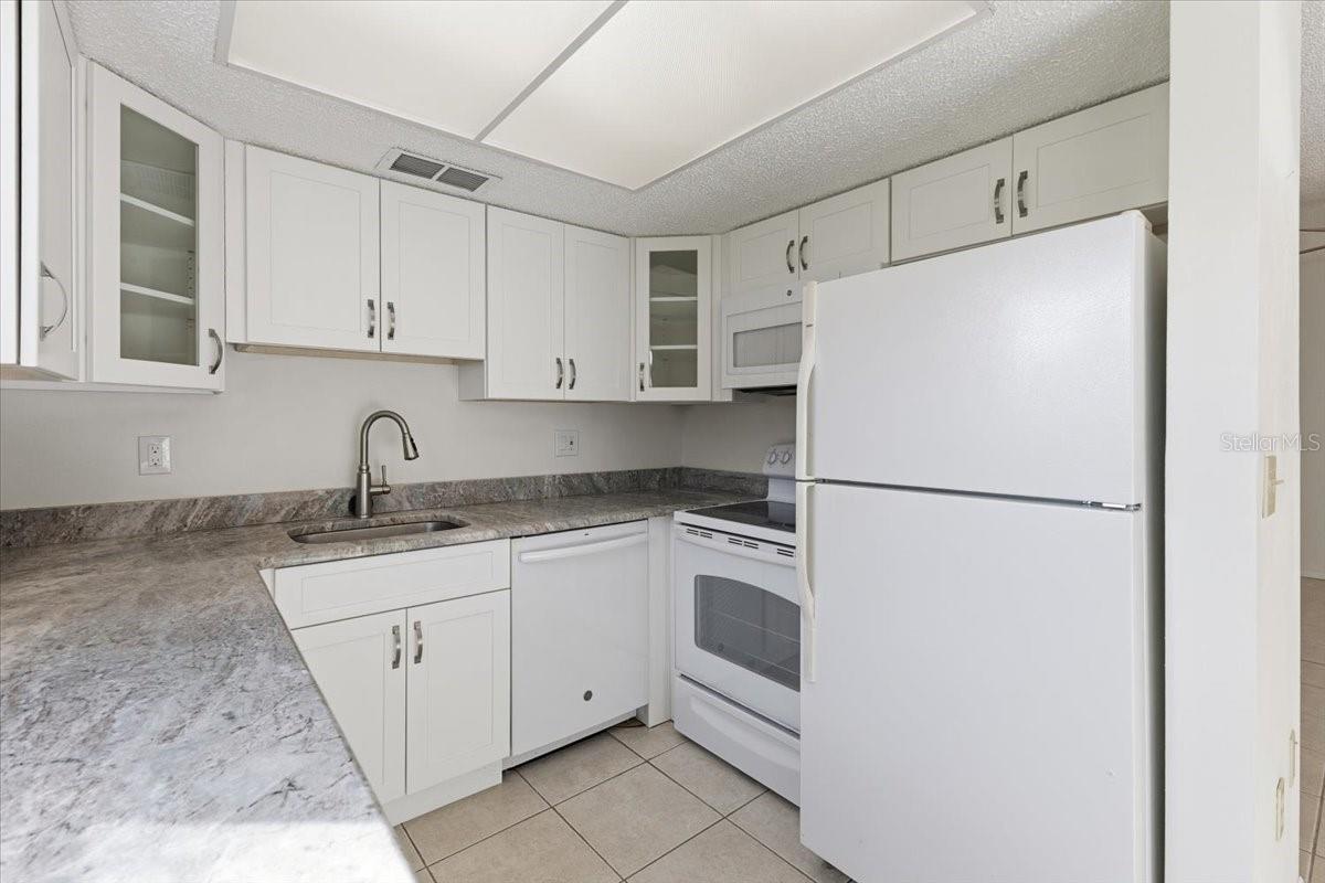 3 Quails Run Blvd #3105 Property Photo 11