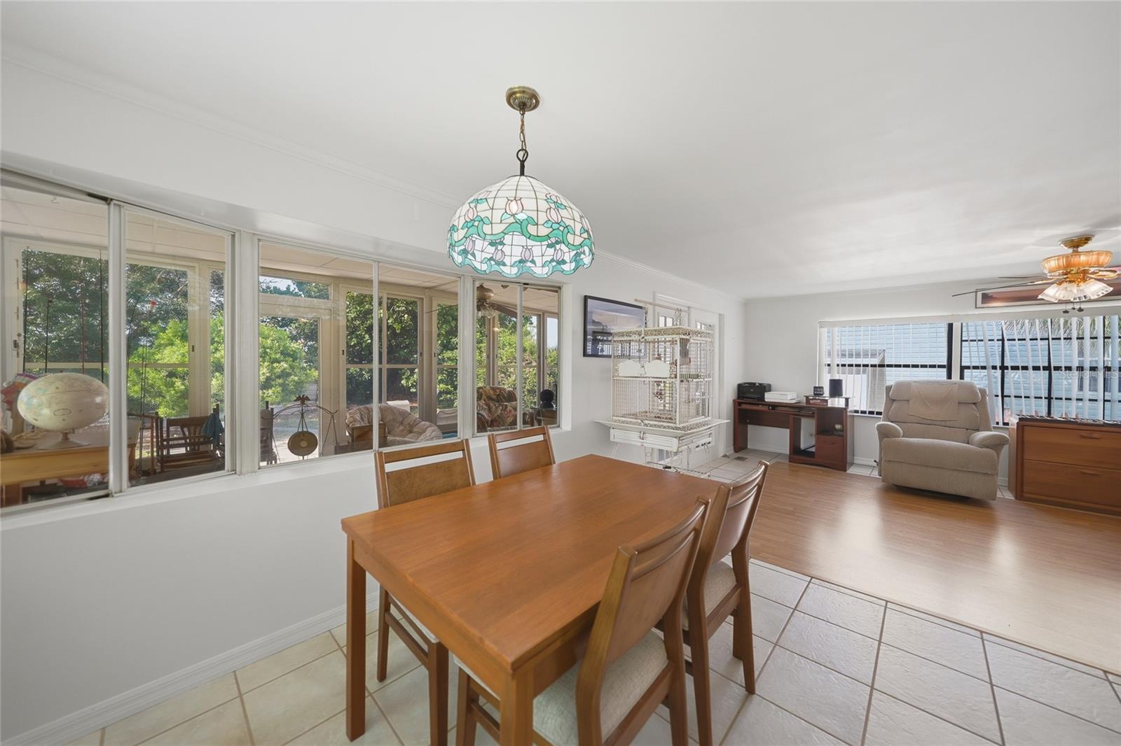 1230 Seahorse Ln Property Photo 6